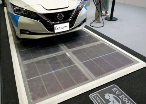 太陽光路面発電パネル