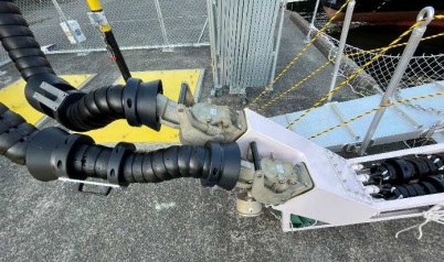 川崎港、ＥＶタンカー給電ステーションが完成・世界初のＥＶタンカーが接岸