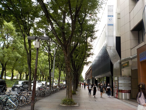 名古屋・栄の「オアシス２１」に寄ってみました。