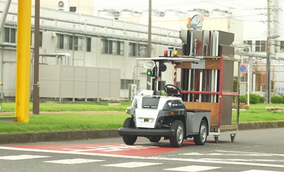 eve autonomy、自動運転EVを用いた無人搬送サービス提供を開始