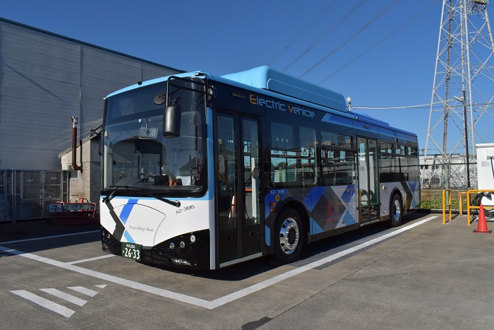 BYDジャパン、西武バスに大型EVバス「K8」2台を納入